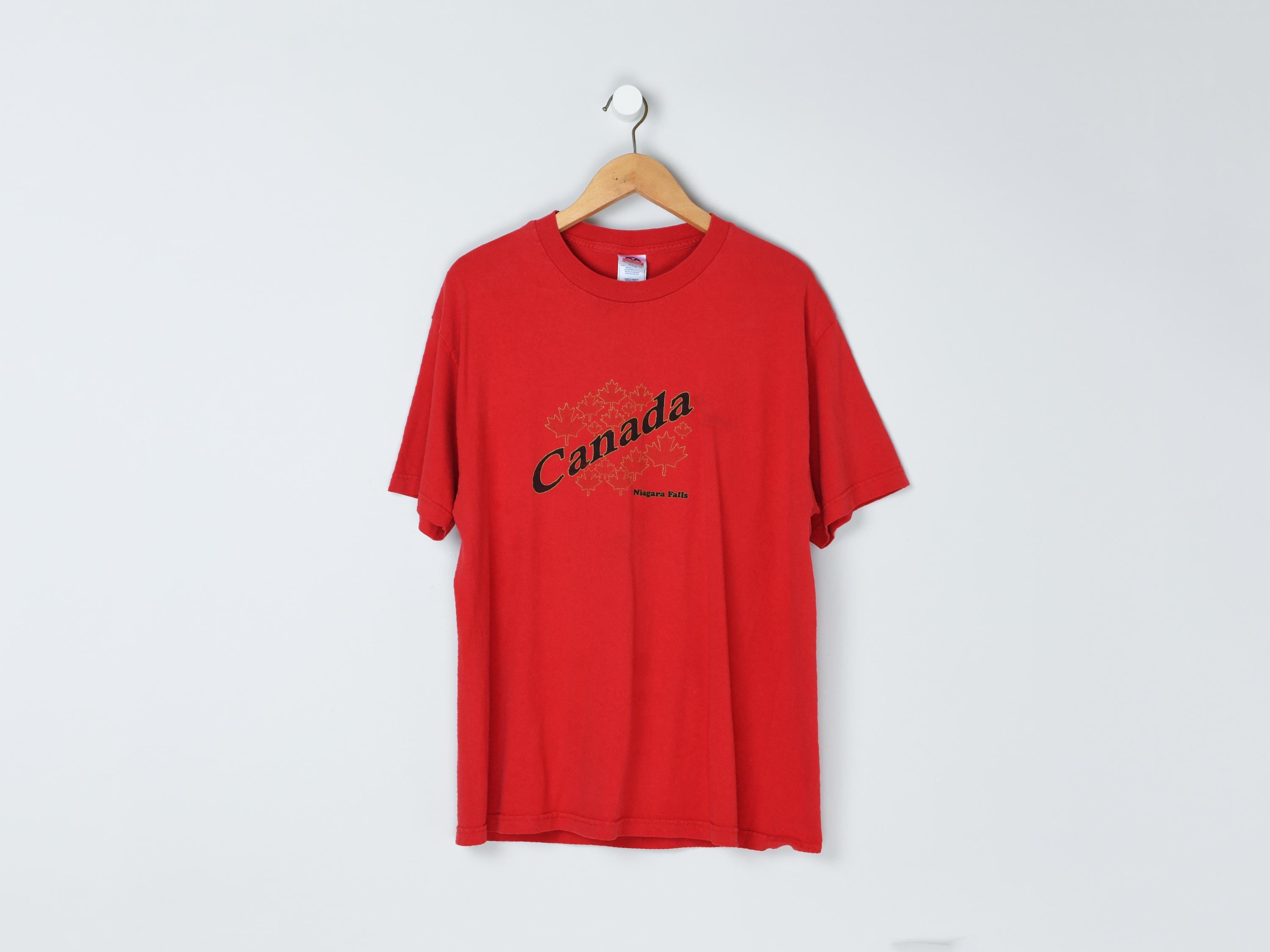 Vintage 90s Canada T-shirt - Nineties, Red, Niagara Falls - Men's