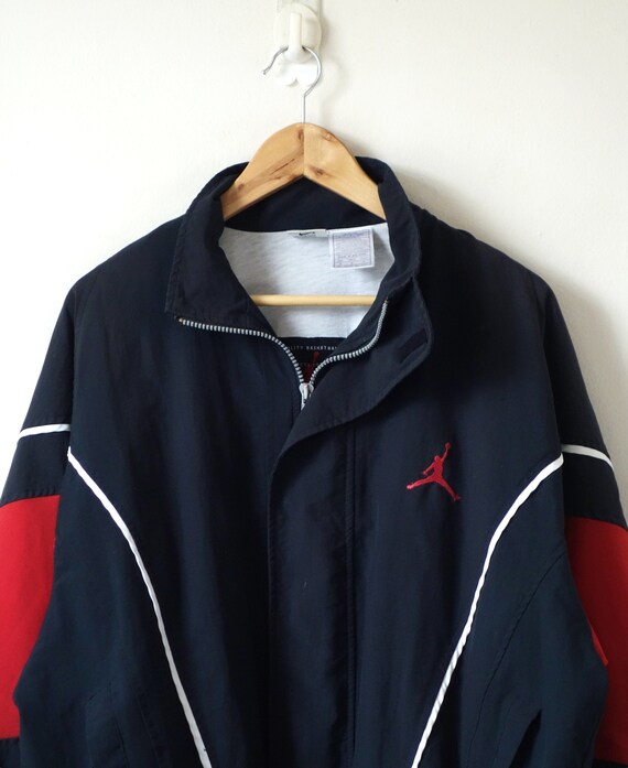 nike air jordan windbreaker