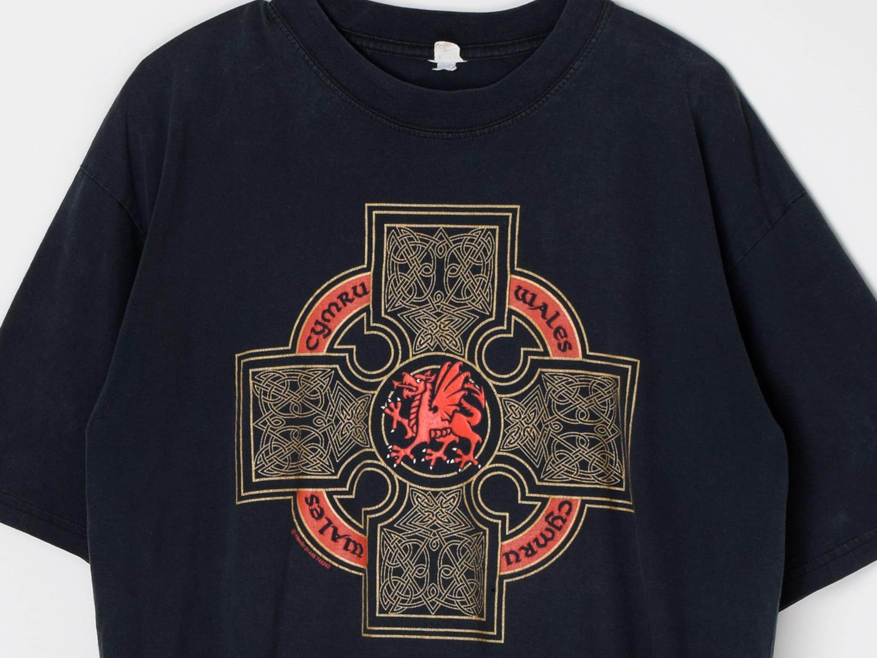 Vintage 90s Wales T-shirt by Hewlin - Celtic Cross, Welsh Dragon 