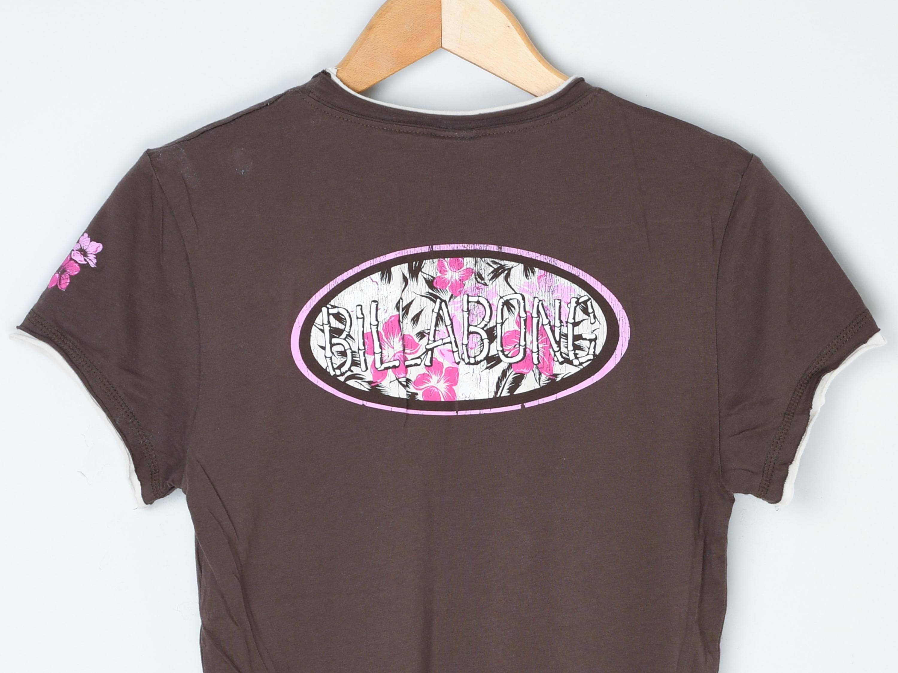 Vintage Y2k Billabong Cap Sleeve Graphic Tee - 2000s Clothing 
