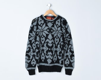 Vintage 1960s Black & Gray Patterned Hand Knit Sweater - "Winning Edge / London Fog" - crew neck, pullover, thick - Men's M