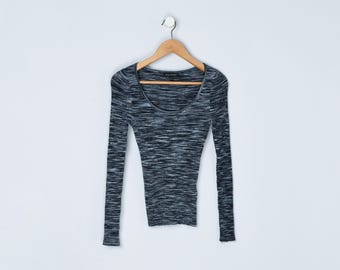 Vintage Y2k ribbad figurnära tröja - svart & gråmelerad, rund halsringning, kläder från 2000-talet - Dam XS