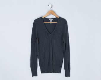 Vintage Y2k Dunkel Grau Slouchy Pullover - ""Forever"" -- V-Ausschnitt, lange Bündchen, Rüschen, leichter Strick - Damen M