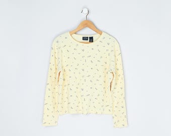 Vintage 90s Thermal Waffle Shirt With Pink and Purple Flowers