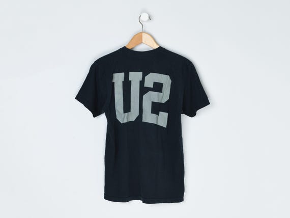 Vintage U2 Vertigo Tour 2005 T-shirt - 2000s Clothing, Y2k, Band