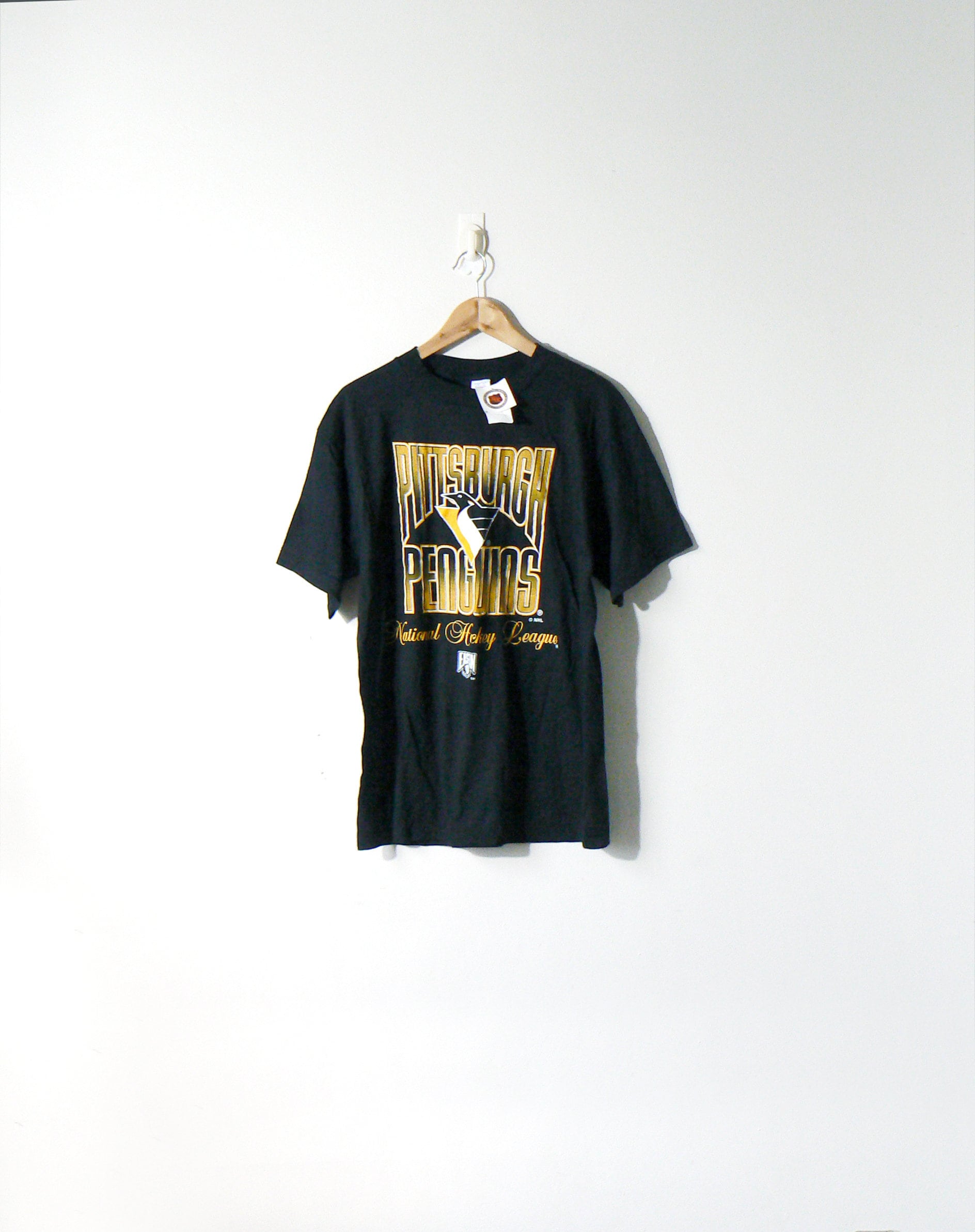 pittsburgh penguins tee shirts