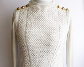Vintage White Cableknit Sweater, Womens cableknit sweater, Gold button sweater, Classic cableknit sweater,  Gift for her, Size S