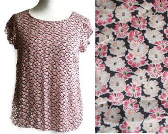 Vintage floral blouse, Floral top, Floral shirt, Pink floral top, Summer top, Light blouse, Feminine blouse, Pink blouse,  Size M