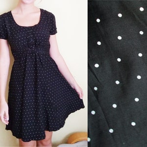robe vintage à pois, robe noire à pois, robe classique à pois, robe d&#39;été, robe à pois noir et blanc, robe girly, S/M