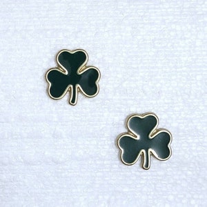 3 Leaf Clover Metal Buttons 19mm Shank JHB International Irish Good Luck Novelty Green Shamrock St Patrick's Day Ireland Symbol Sewing Craft