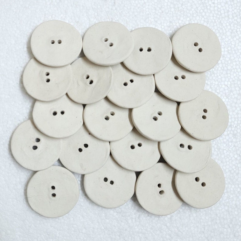 Sewing Button Insect Black Spider Button 30mm Round Ceramic 2 Hole Realistic 3D Insect ...