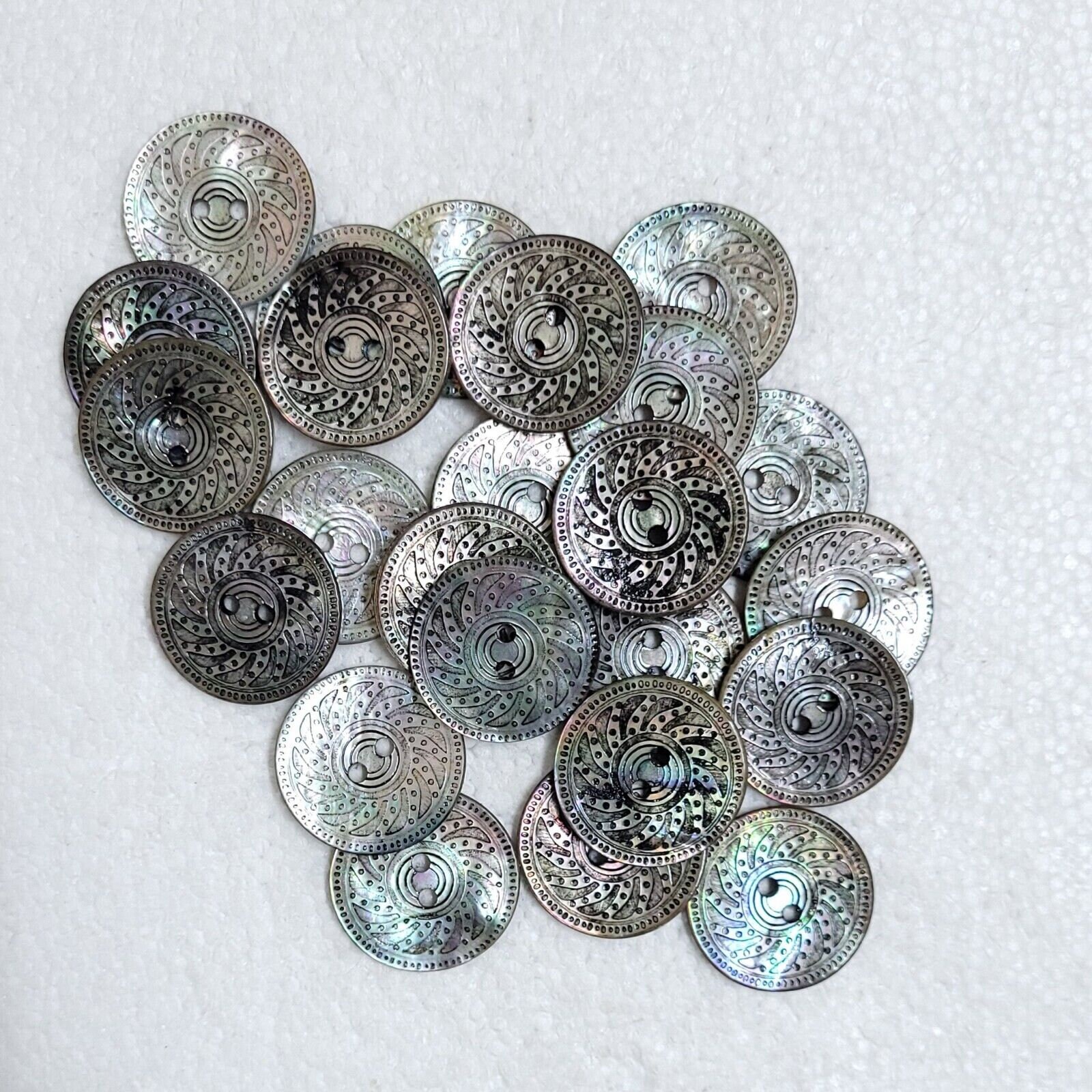 Grey Shell Buttons Smoke Grey Shell Buttons Etched Pinwheel Motif 12mm 15mm 18mm 20mm 23mm ...