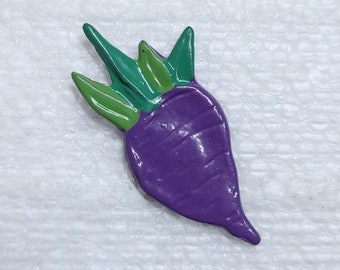 Todd Oldham Turnip Button 35mm Metal Shank Novelty Purple Root Vegetable | Sewing Knitting Art Crafts Scrapbooking Decorative Embellishment