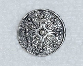 Botón de peltre noruego 17 mm metal vástago escudo arte motivo medieval vikingo tinn-per cardigan costura tejer artesanía LARP traje embellecimiento