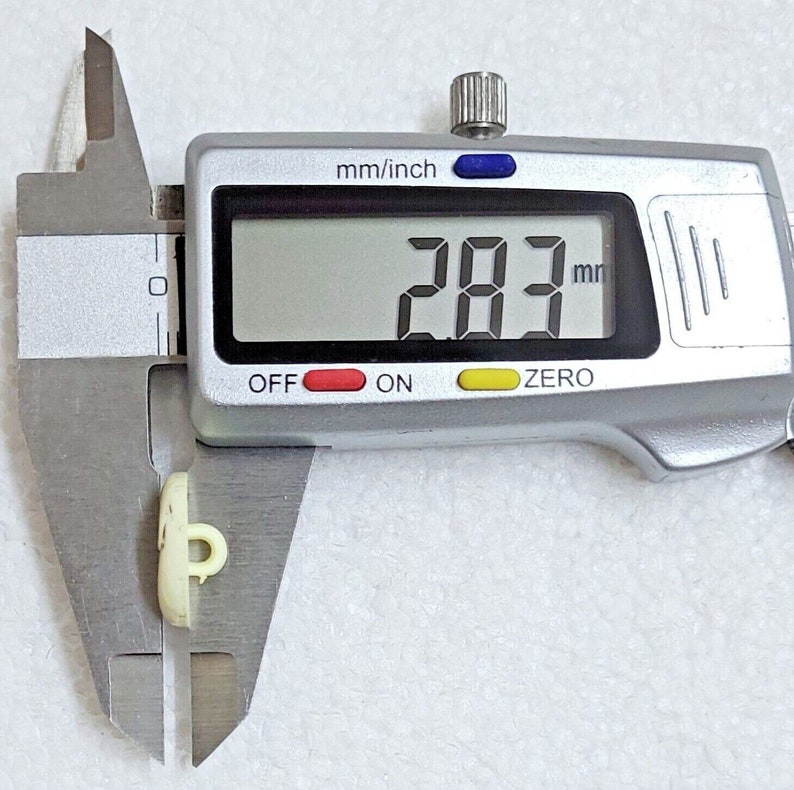 JHB White Elephant Buttons 16mm Plastic Shank Novelty Wildlife Animal