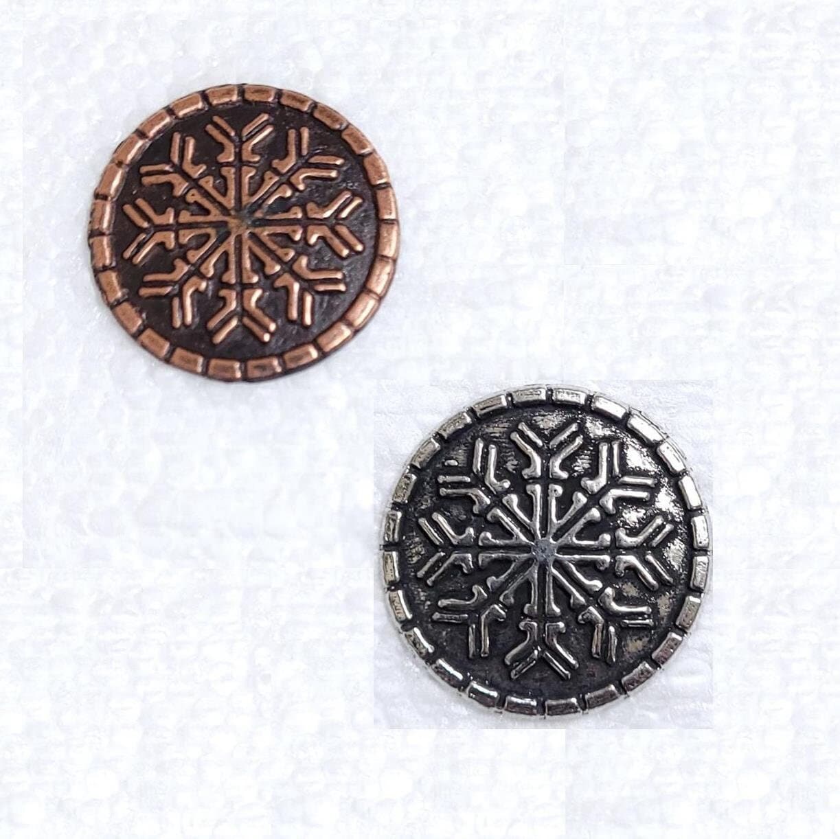 Metal Pewter Norwegian Snowflake Round Shank Button (BX2161)20mm