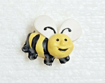 JHB Happy Bumble Bee Bouton 20mm Tige JHB International Réaliste Rayé Abeille | Artisanat d'art de couture, bricolage de costumes, embellissements de scrapbooking