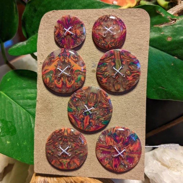 Kaleidoskop Muster Polymer Clay Knöpfe! 7er Set in verschiedenen Größen. Warme Farben