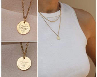 Personalized name necklace for birth