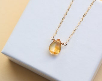 Collier avec pierre de naissance citrine pour novembre, collier en or avec pendentifs en pierres précieuses