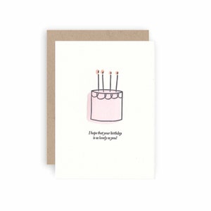 Espero que seu aniversário seja tão lindo quanto você - cartão de felicitações de aniversário em tipografia