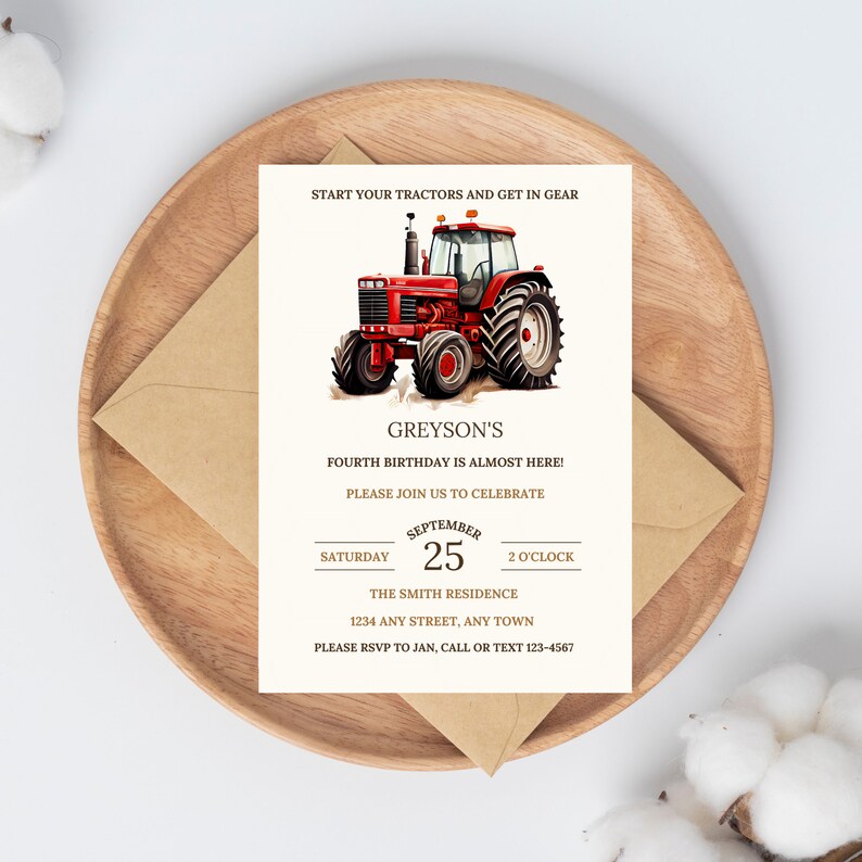 Puede incluir: Una tarjeta de invitaci&oacute;n blanca presenta un tractor rojo con una cabina blanca y ruedas negras. La invitaci&oacute;n es para una fiesta de cumplea&ntilde;os de cuarto cumplea&ntilde;os para un ni&ntilde;o llamado Greyson. La fiesta es el 25 de septiembre a las 2 de la tarde en la residencia Smith. La direcci&oacute;n es 1234 Any Street, Any Town. La invitaci&oacute;n tambi&eacute;n incluye el texto "Start your tractors and get in gear".