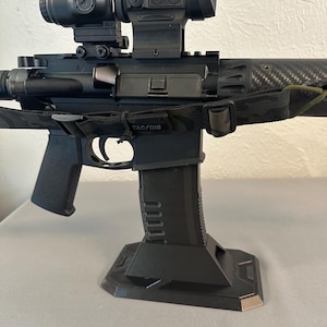 AR M4 stands