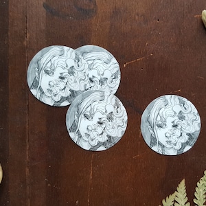 Smoke Face / 1.5 inch round sticker / Horror / Surreal / Dark Surrealism / Creepy / Body Horror