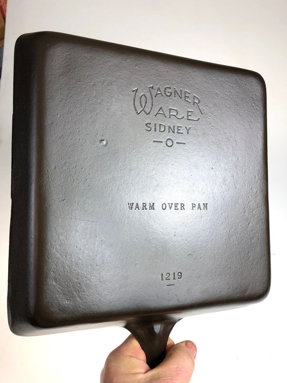 BEAUTIFUL HARD to Find Wagner Ware Sidney O 1219 Warm Over Pan Divided  Skillet Circa 1930's to 1940's 