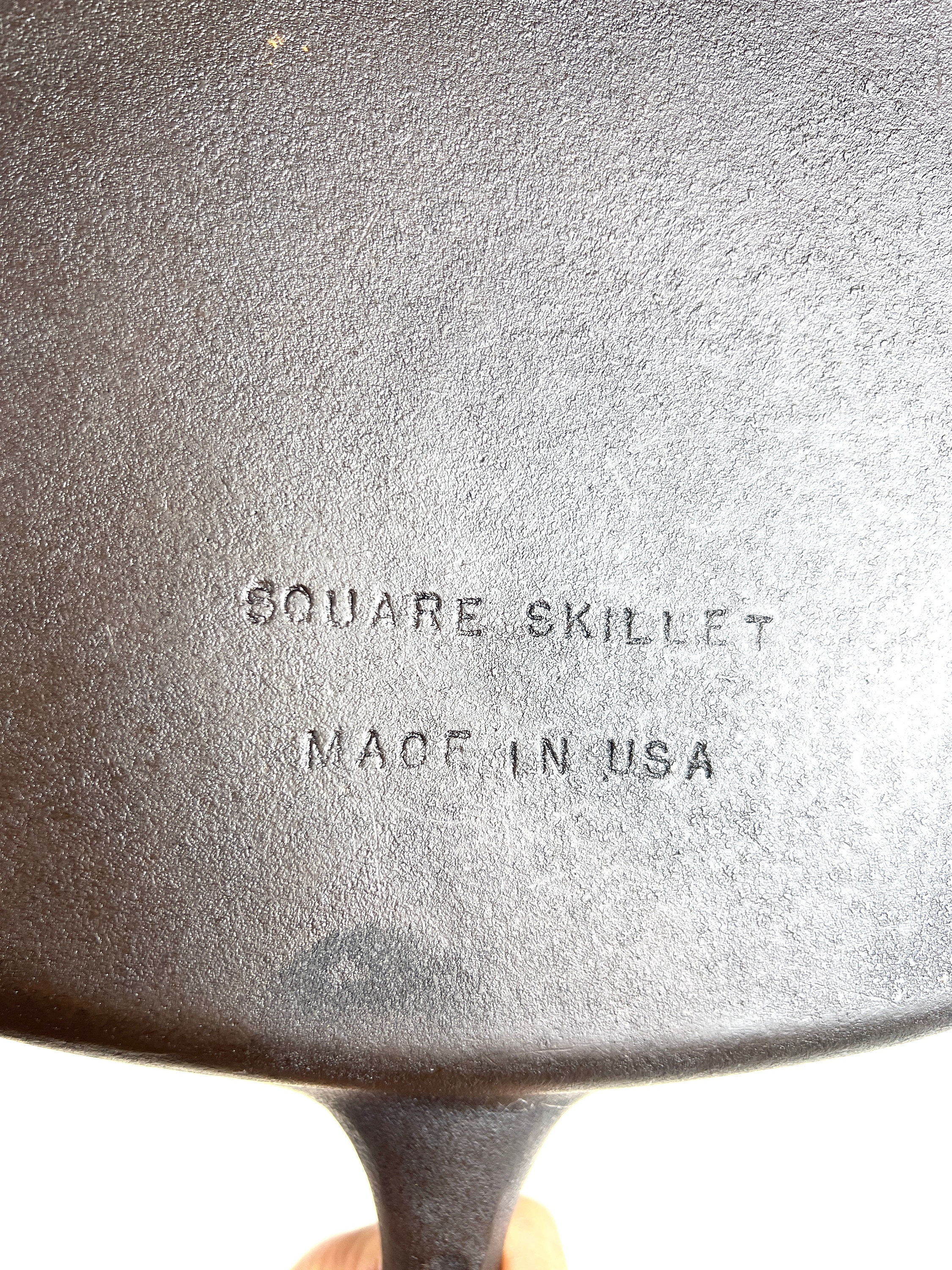 Unmarked WAGNER WARE Square Skillet Made in USA E & Krusty Korn Kob 1319