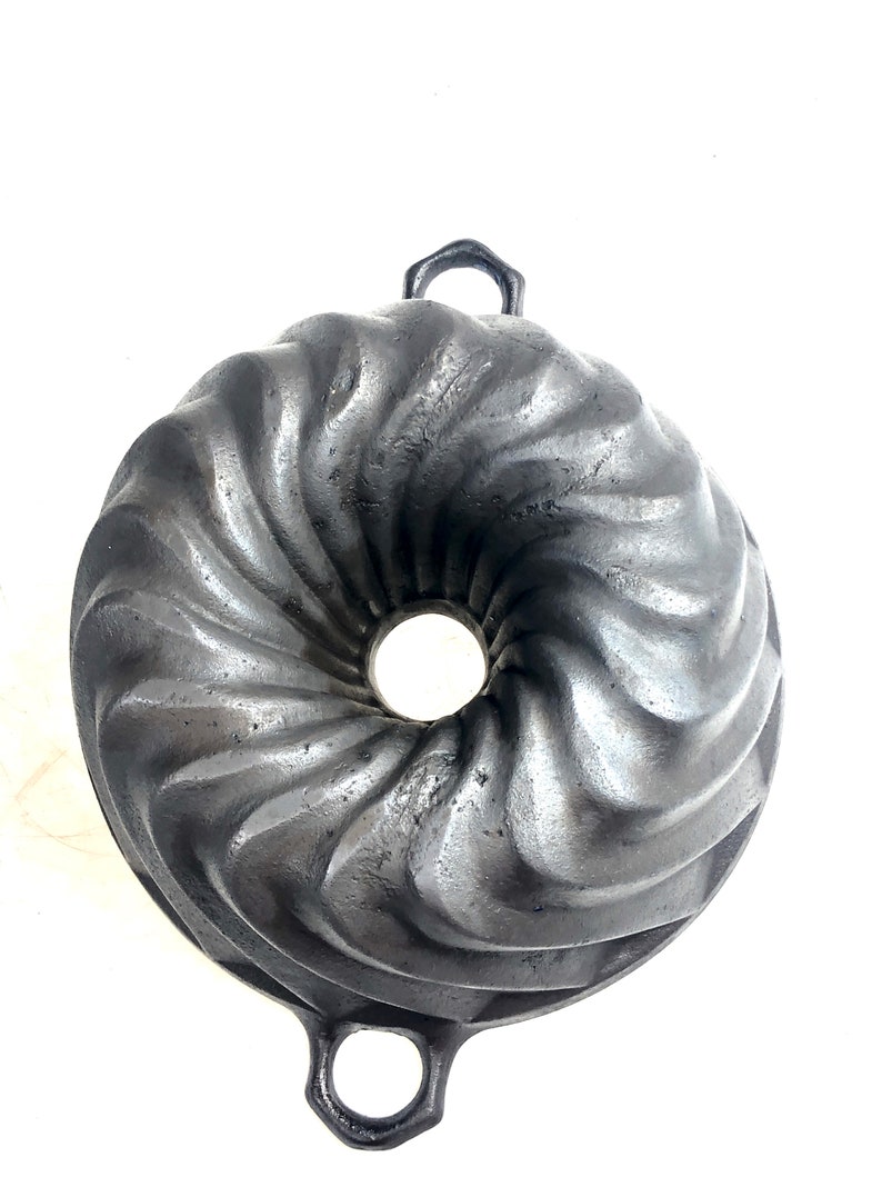 Antique German Unmarked Ornate Small Cast Iron Bundt Pan Etsy