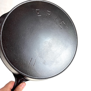 HARD to FIND NICE!! Pre-Griswold #11 Second 2nd Series Cast Iron Skillet circa 1886 - 1892 - Hand scribed &quot;B&quot; mark