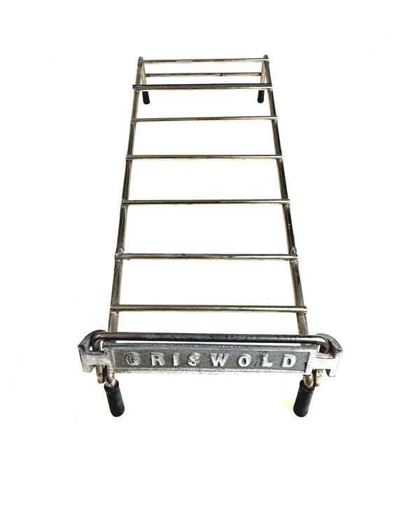 Griswold Cast Iron Skillet Display Stand Chrome Rack 6 Pan Marked