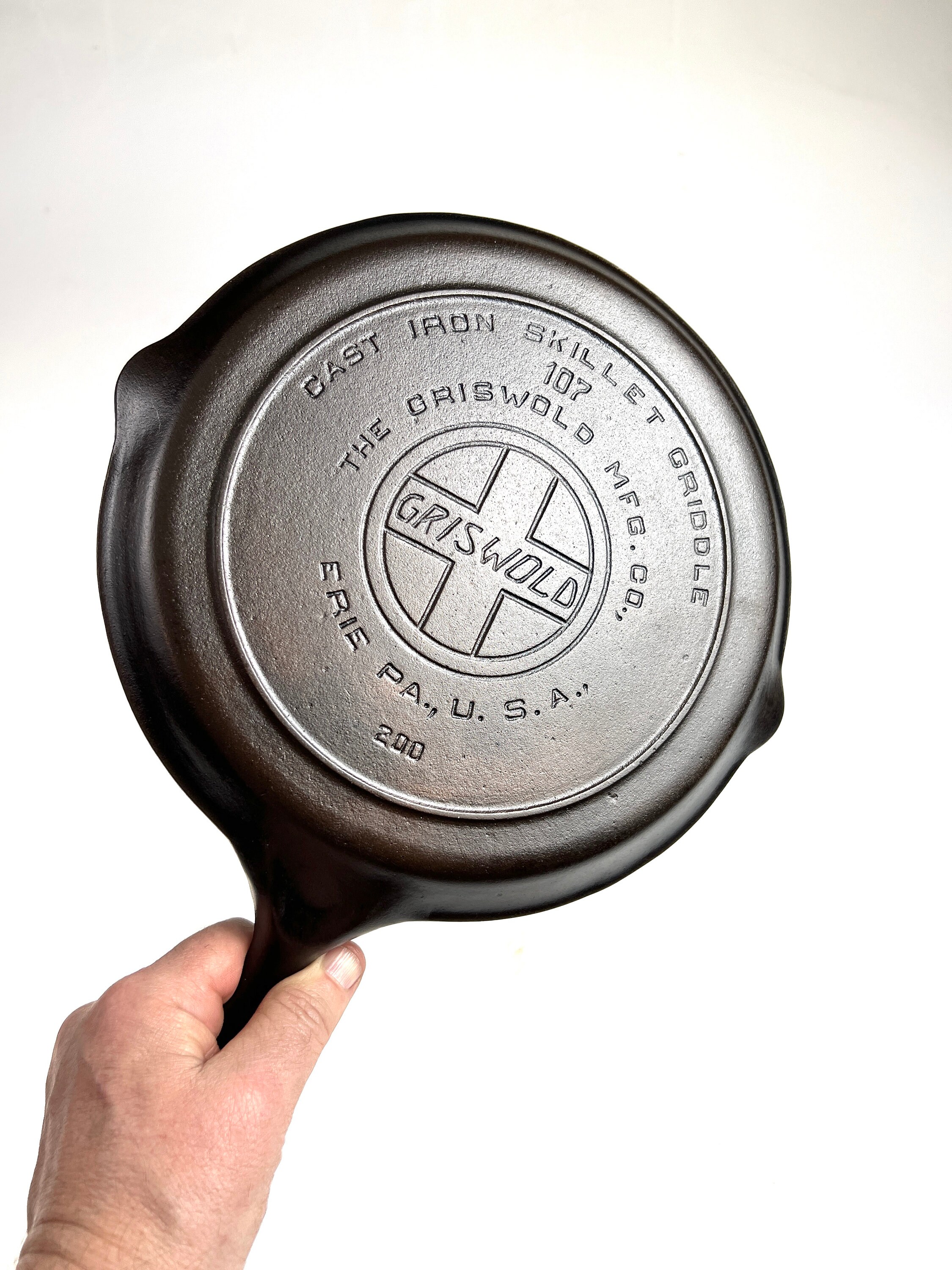 Griswold Cast Iron Griddle 10 