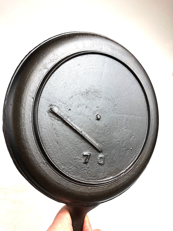 Antique cast iron griddle cheap