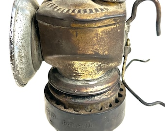 Antique Miners JUSTRITE STREAMLINED CARBIDE Lamp With Air Cooled