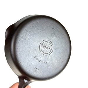 Vintage NICE GRISWOLD #6 Cast Iron Skillet - 699 K Small Logo Erie PA Smooth Bottom circa 1939 - 1957