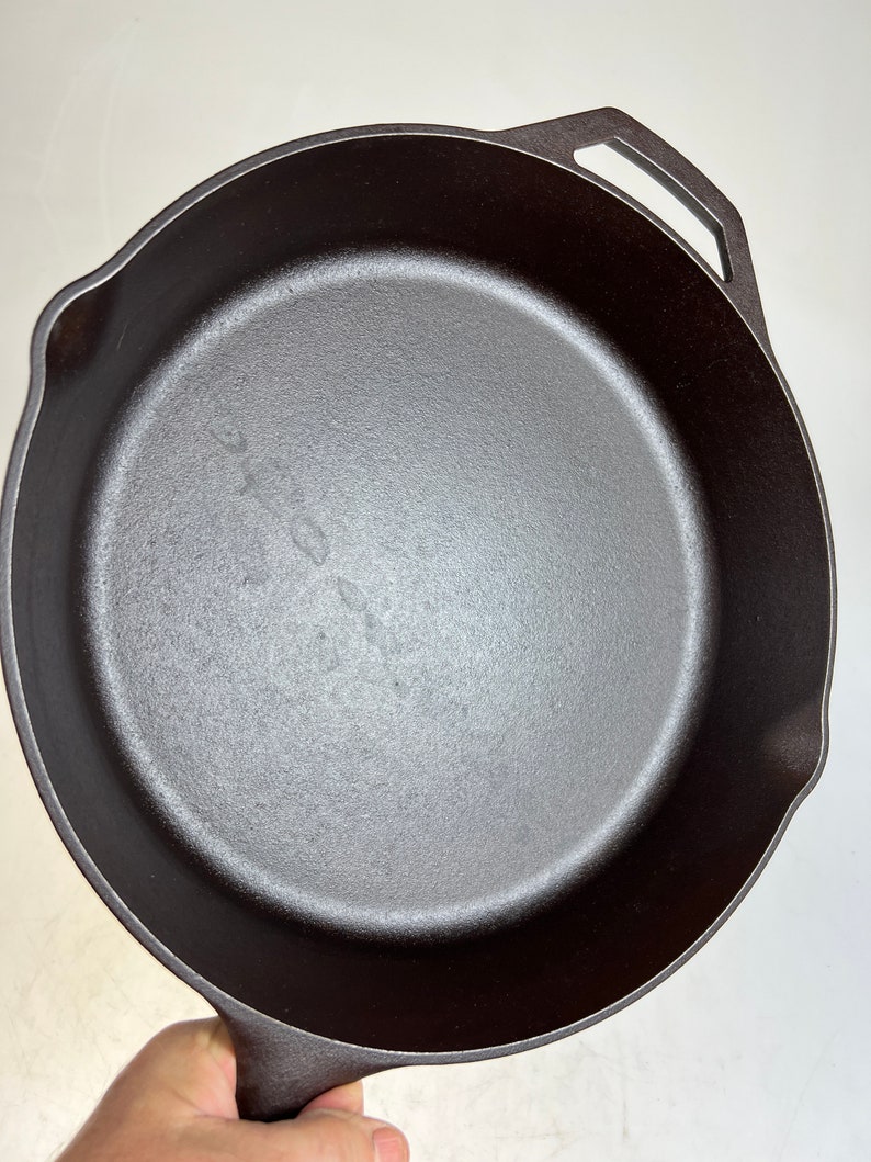 Lodge 10SK Cast Iron Skillet Etsy