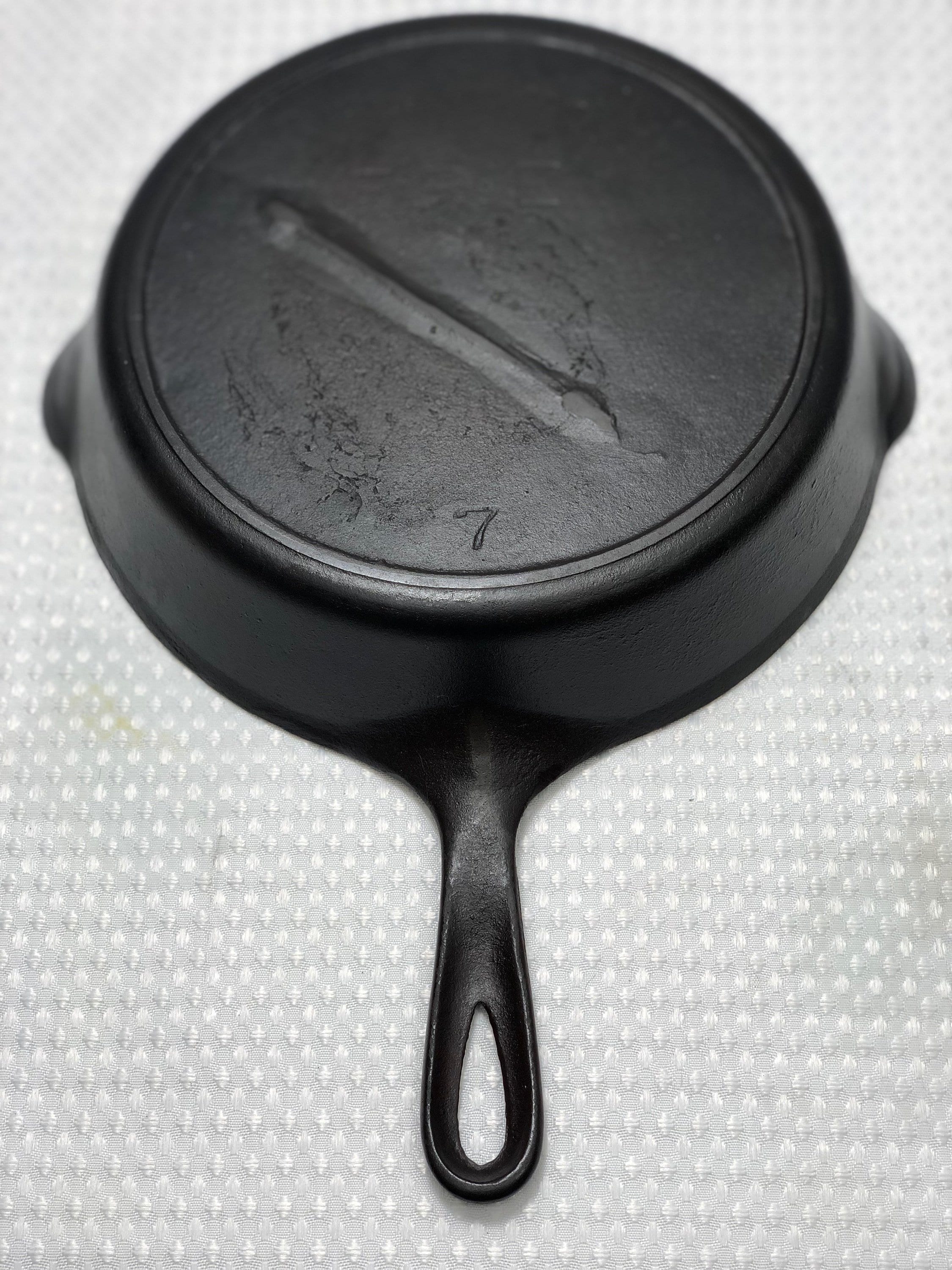 Vintage Griswold Cast Iron Cornbread Pan – Mimi's Attic Ithaca