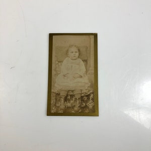Antique Interesting Child Cabinet Card Carte-de-visite CDV - Free Shipping!