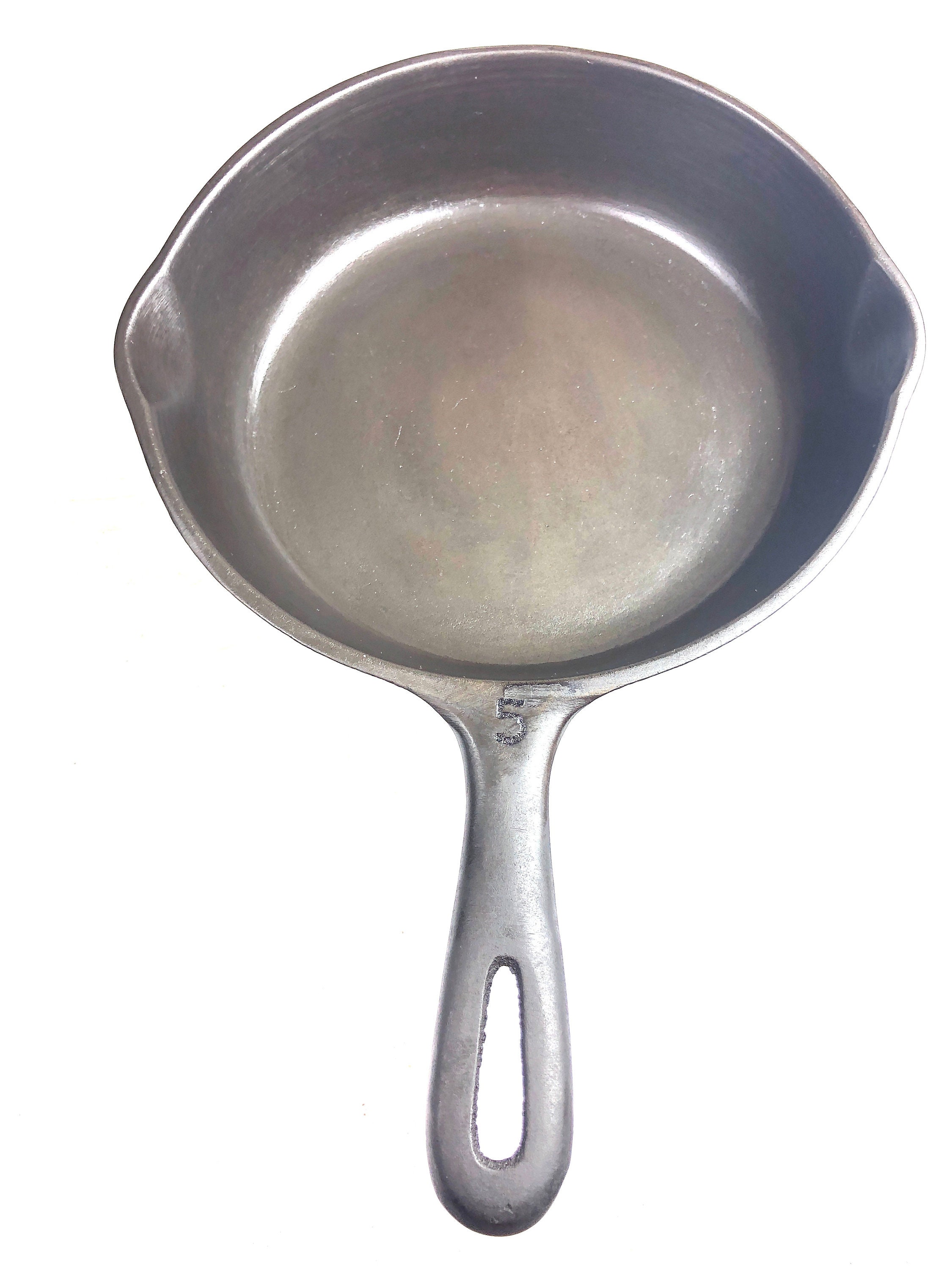 Vintage 5 Cast Iron Unmarked Wagner 8 Inch Skillet Made in Etsy