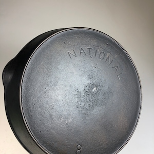 Antik Wagner National #8 Star Makers Mark gjutjärnspanna - Utomhusvärme ring cirka 1914-1930