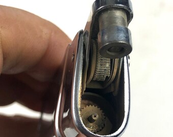 ペルーカホン　旧モデル Vintage 1960's Collectible Manor Chrome Cartridge Lighter