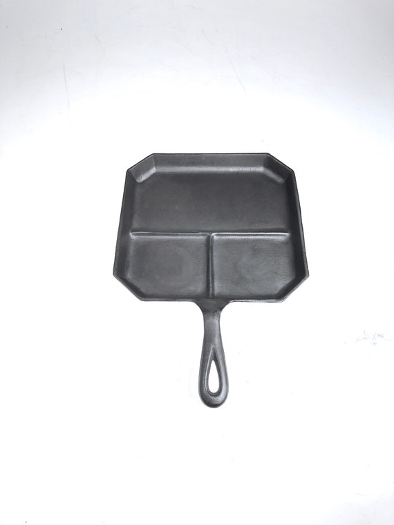 VERY UNIQUE Unmarked Cast Iron Divided Breakfast Skillet Diagonal Angled  Corners 