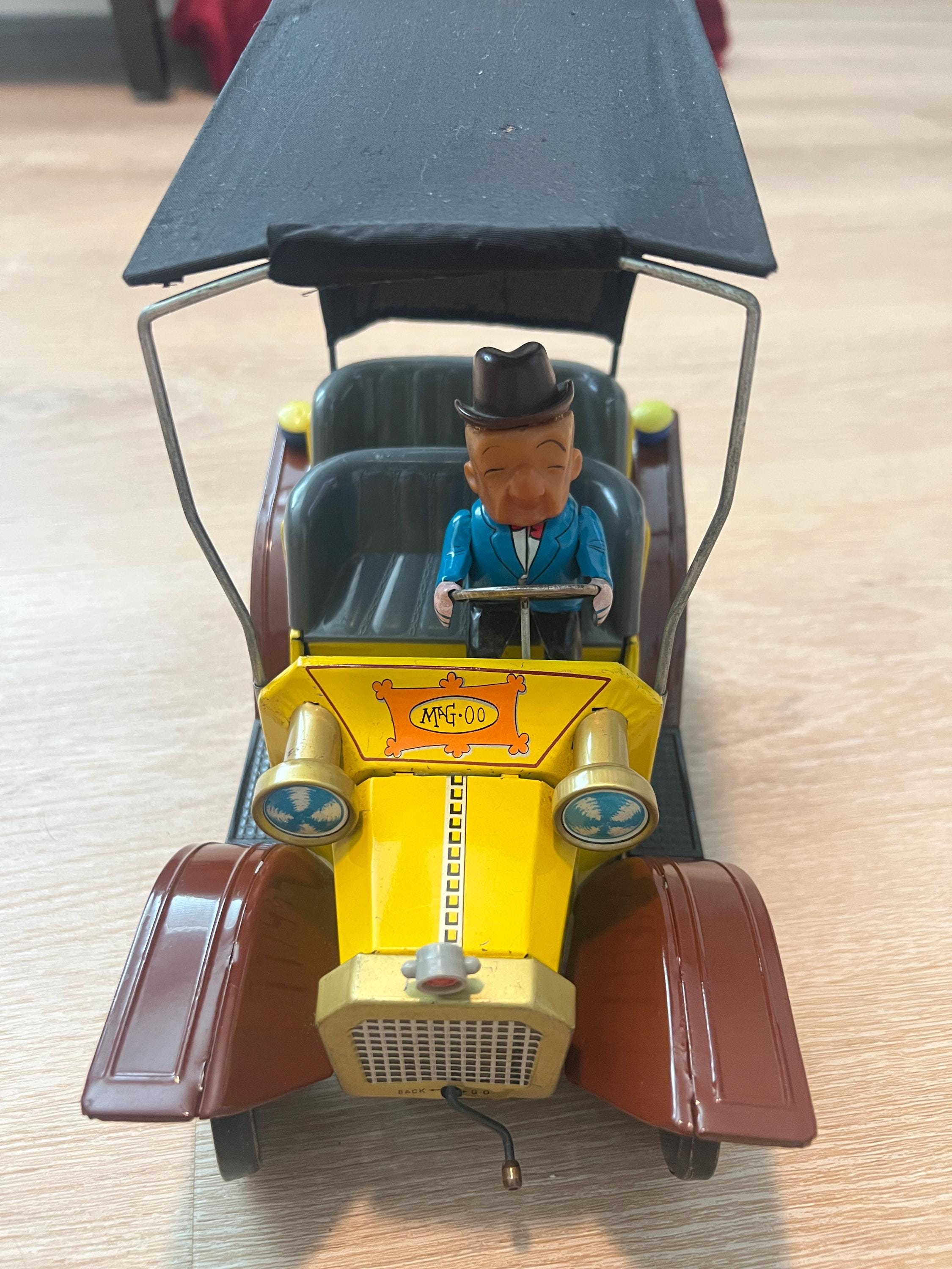 NICE! 1961 Original Working Hubley Official Mr Magoo Car Tin Toy