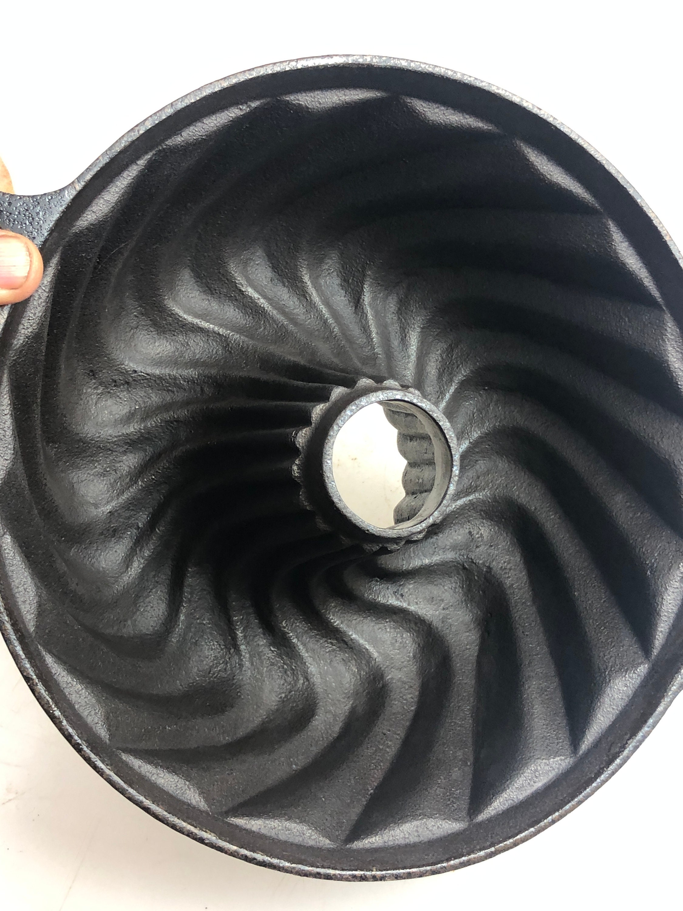 Antique German Unmarked Ornate Small Cast Iron Bundt Pan Etsy