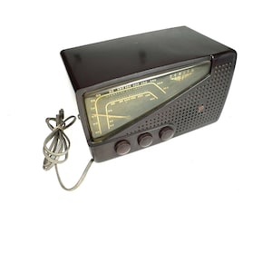 Vintage ZENITH 1949 Brown Bakelite Model 7H921 Tube Radio