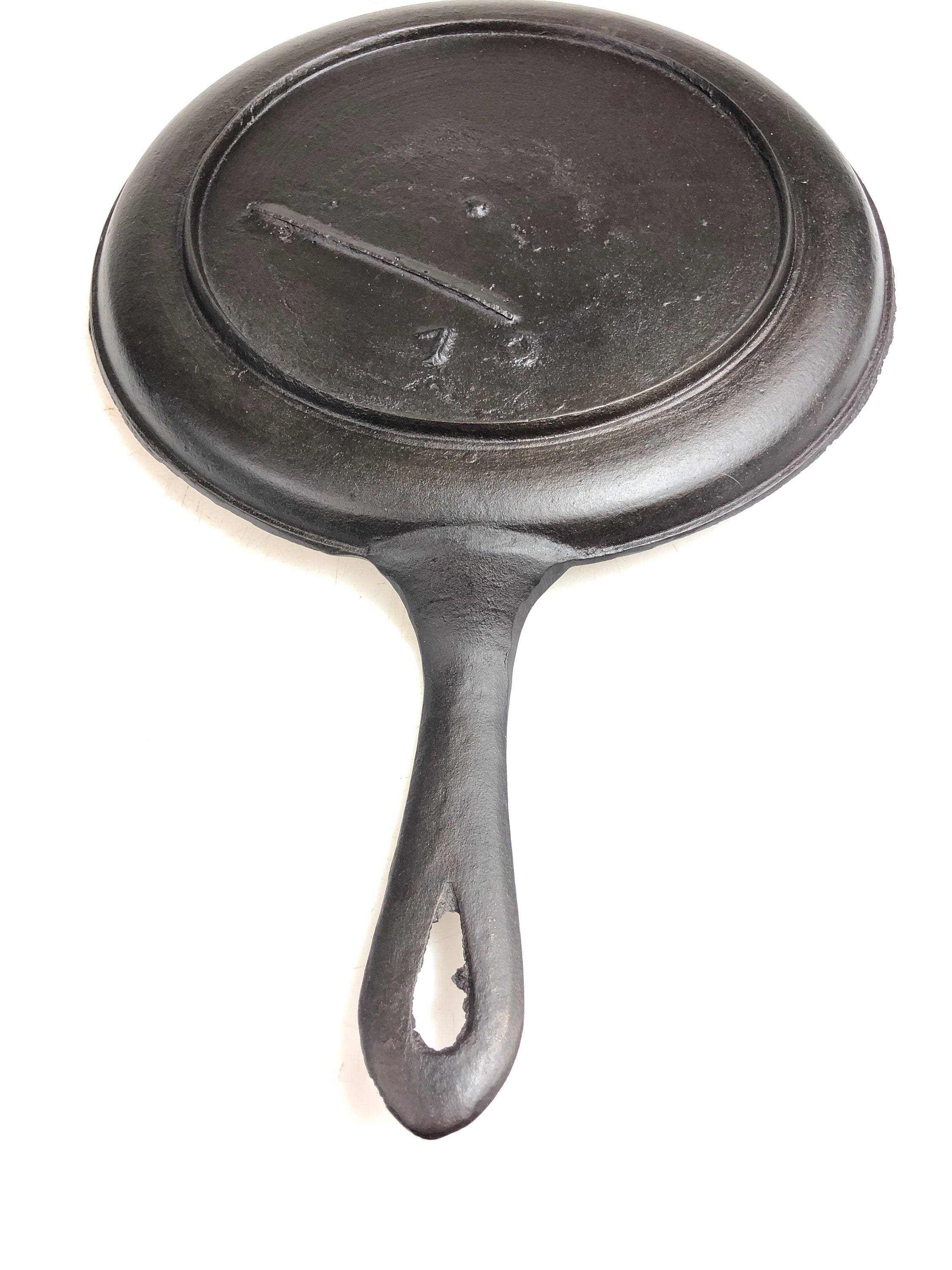Cast Iron B (Vintage Size 7 Griddle)