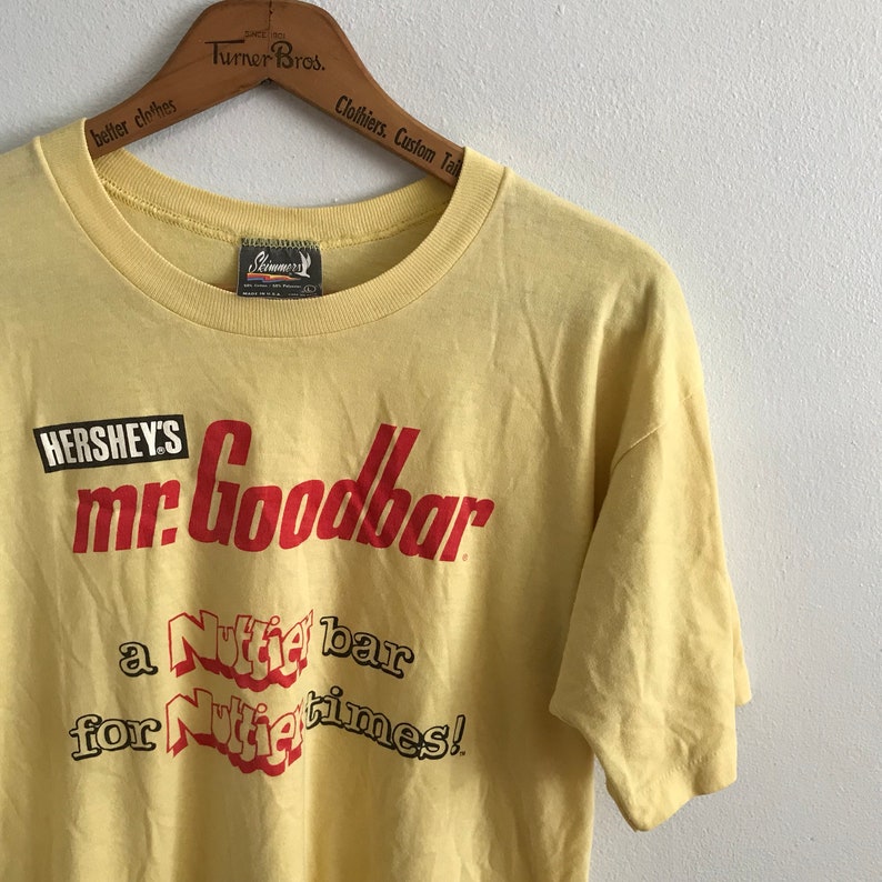 Vintage Graphic Tee Mr Goodbar Womens Mens Large Candy Bar 80s 1980s Eighties Yellow Red Skimmer TShirt Cotton Poly Made in USA