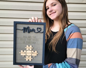 Mom Puzzle Sign - Personalized Mother's Day Sign Gift - Piece That Holds Us Together - Mother's day gift - Personalized Gift for Mom